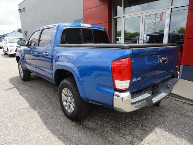 Toyota Tacoma TRD Off Road Double Cab 5' Bed V6 4x4 MT (Natl) 2017