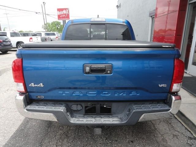 Toyota Tacoma TRD Off Road Double Cab 5' Bed V6 4x4 MT (Natl) 2017