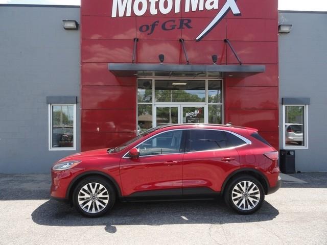 Ford Escape Titanium AWD 2022
