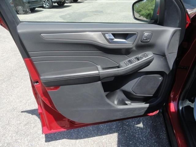 Ford Escape Titanium AWD 2022