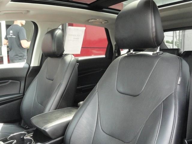 Ford Edge 4dr Titanium AWD 2016