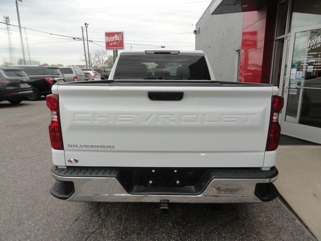 Chevrolet Silverado 1500 4WD Crew Cab 157" LT 2023
