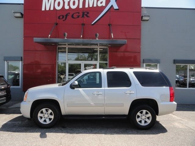 GMC Yukon 4WD 4dr SLT 2014
