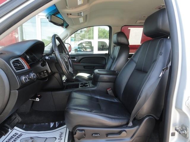 GMC Yukon 4WD 4dr SLT 2014