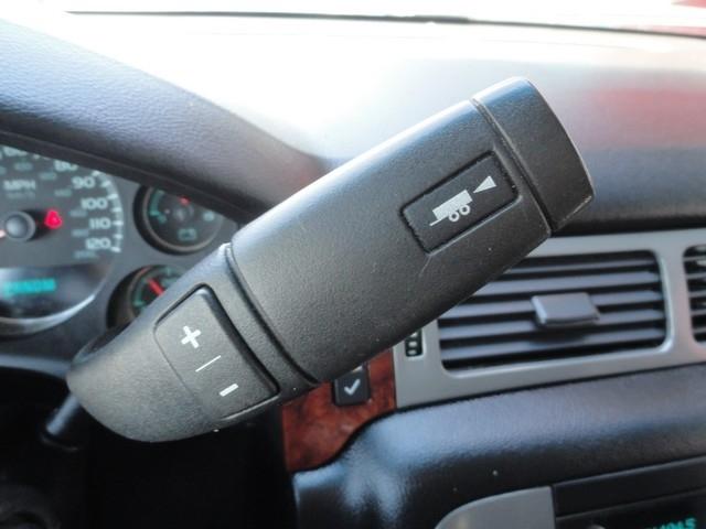 GMC Yukon 4WD 4dr SLT 2014