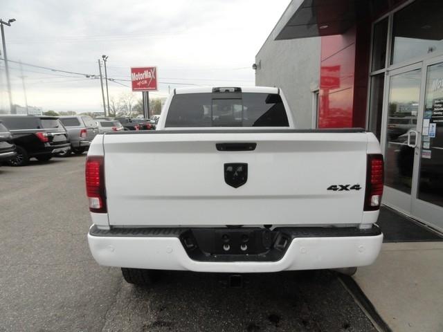 RAM 2500 Laramie 4x4 Crew Cab 6'4" Box 2018
