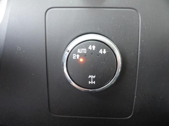 Chevrolet Silverado 1500 4WD Crew Cab 143.5" LT 2009