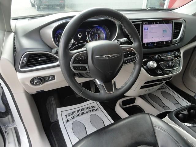 Chrysler Pacifica Touring L FWD 2022