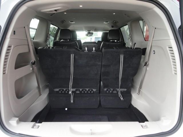 Chrysler Pacifica Touring L FWD 2022