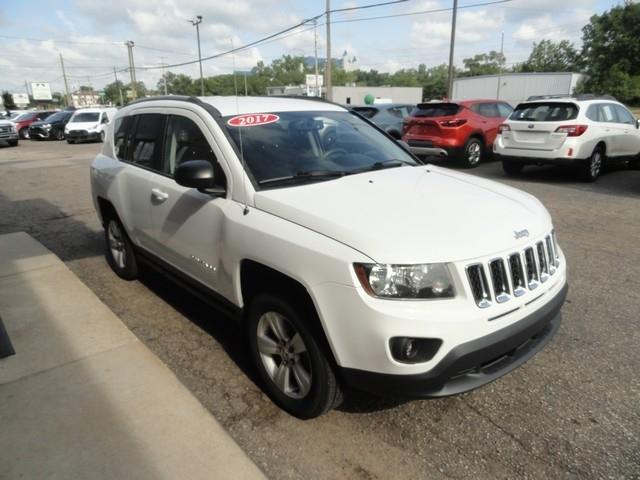 Jeep Compass Sport 4x4 *Ltd Avail* 2017