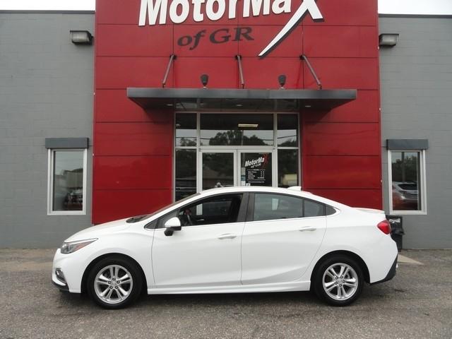 Chevrolet Cruze 4dr Sdn 1.4L LT w/1SD 2017