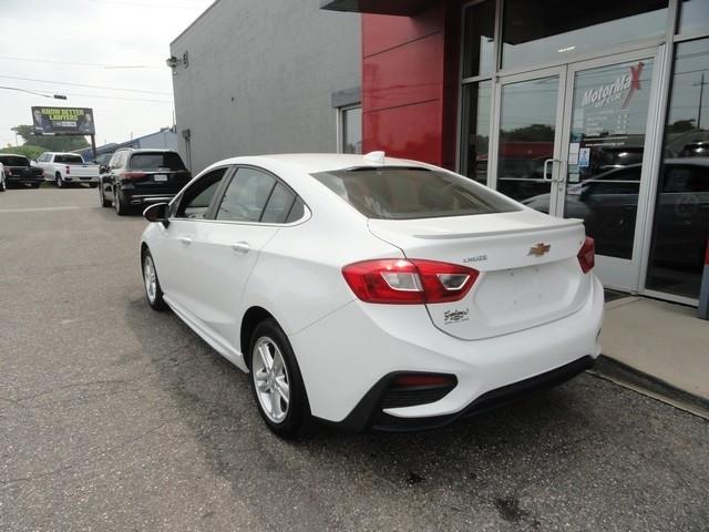 Chevrolet Cruze 4dr Sdn 1.4L LT w/1SD 2017