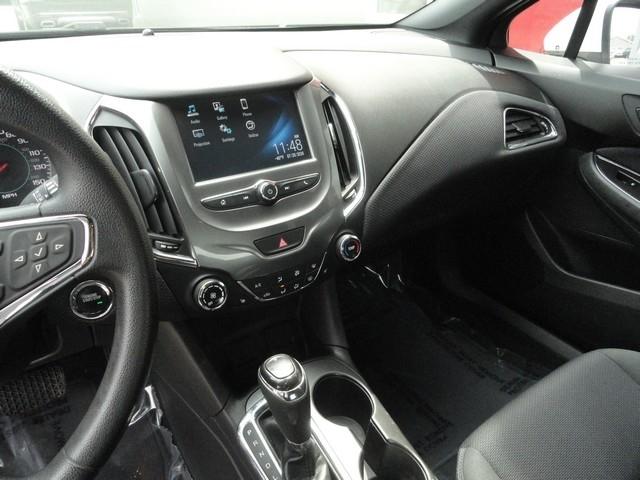 Chevrolet Cruze 4dr Sdn 1.4L LT w/1SD 2017