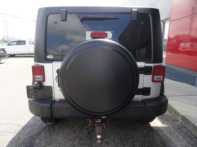 Jeep Wrangler 4WD 2dr Sport 2011
