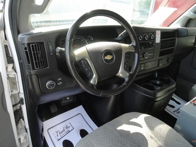 Chevrolet Express Commercial Cutaway 3500 Van 139" 2019