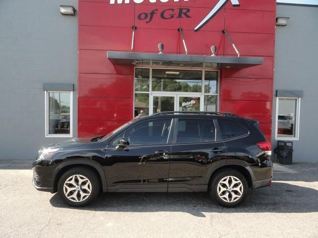 Subaru Forester Premium CVT 2022