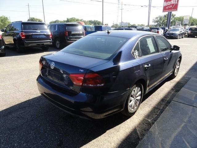 Volkswagen Passat 4dr Sdn 1.8T Auto Wolfsburg Ed PZEV 2014