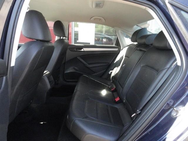 Volkswagen Passat 4dr Sdn 1.8T Auto Wolfsburg Ed PZEV 2014