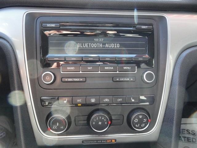 Volkswagen Passat 4dr Sdn 1.8T Auto Wolfsburg Ed PZEV 2014