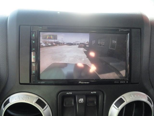 Jeep Wrangler 4WD 2dr Sahara 2013