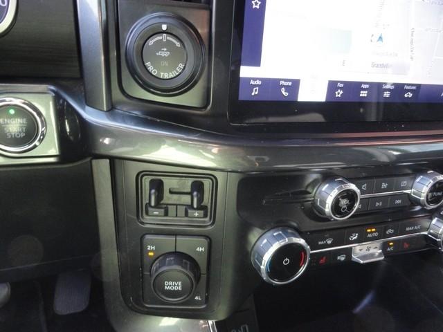 Ford 150 Lariat 4WD SuperCrew 5.5' Box 2023