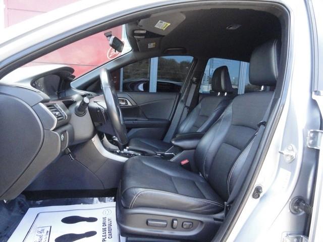Honda Accord Sedan Sport CVT 2017