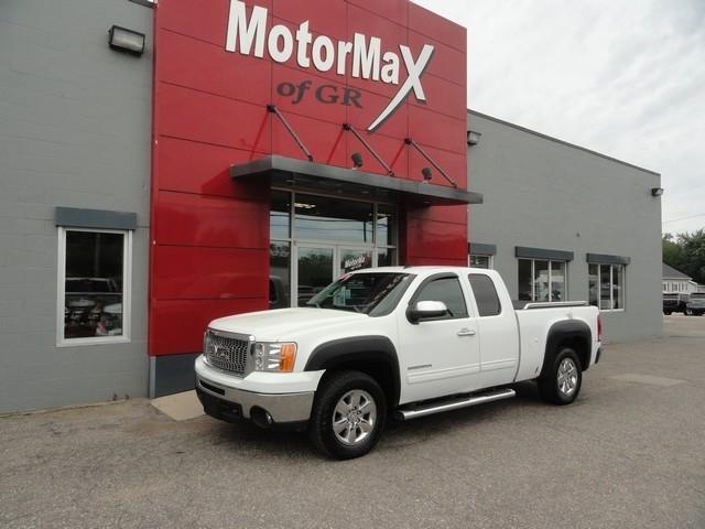 2012 GMC Sierra 1500 SLT Ext. Cab 4WD