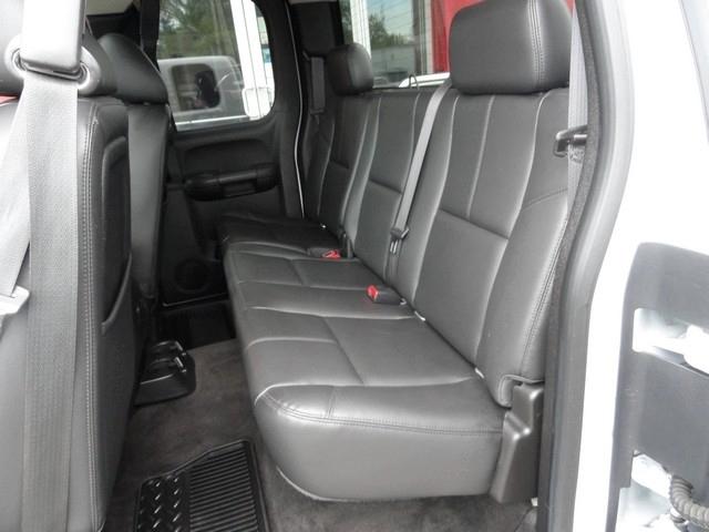 GMC Sierra 1500 4WD Ext Cab 143.5" SLT 2012