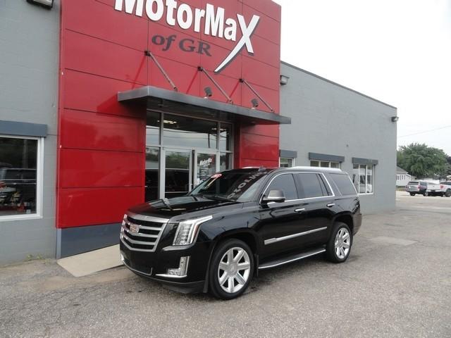 Cadillac Escalade 4WD 4dr Premium 2015