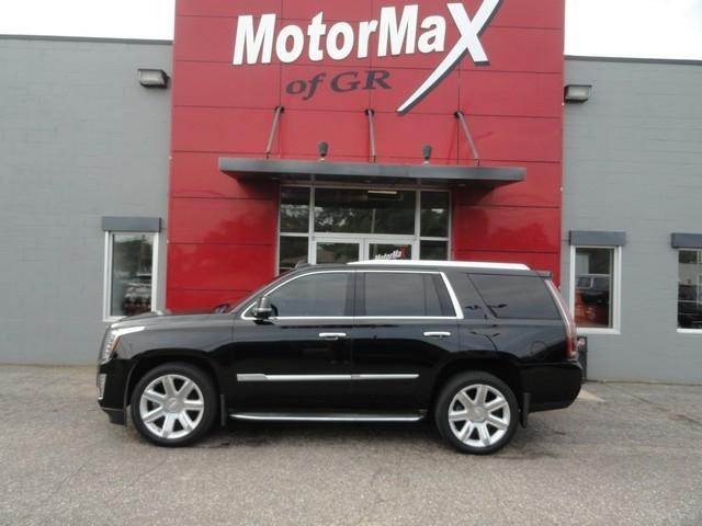 Cadillac Escalade 4WD 4dr Premium 2015