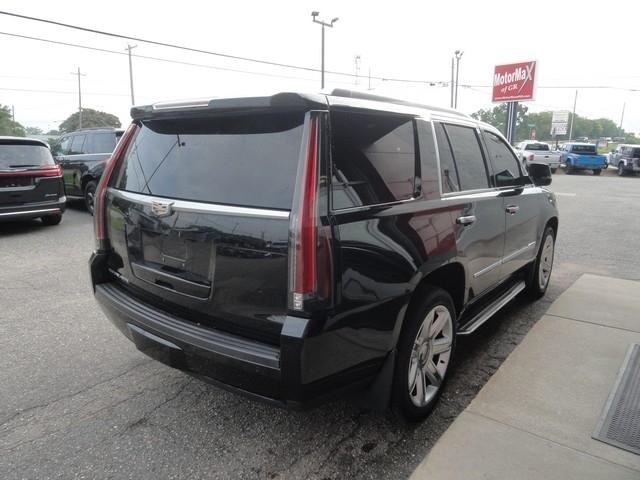 Cadillac Escalade 4WD 4dr Premium 2015