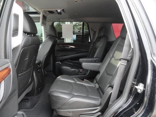 Cadillac Escalade 4WD 4dr Premium 2015