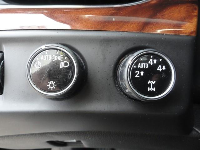 Cadillac Escalade 4WD 4dr Premium 2015