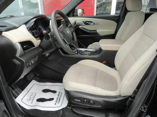 Chevrolet Traverse FWD 4dr LS w/1FL 2022