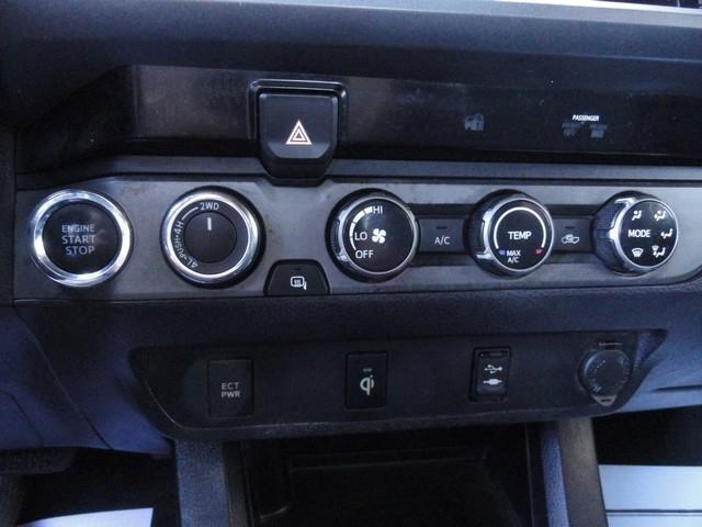 Toyota Tacoma photo 19