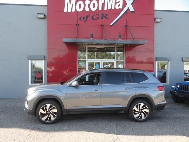 Volkswagen Atlas 2.0T SE w/Technology FWD 2025