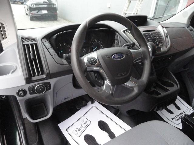 Ford Transit Wagon T-350 148" Low Roof XLT Swing-Out RH Dr 2017