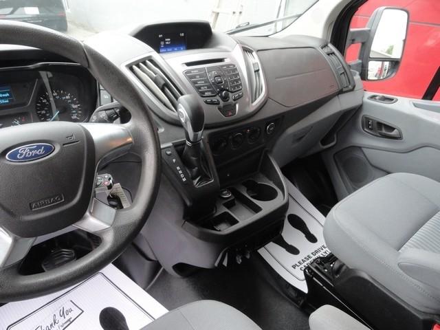 Ford Transit Wagon T-350 148" Low Roof XLT Swing-Out RH Dr 2017