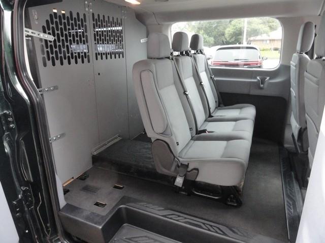 Ford Transit Wagon T-350 148" Low Roof XLT Swing-Out RH Dr 2017