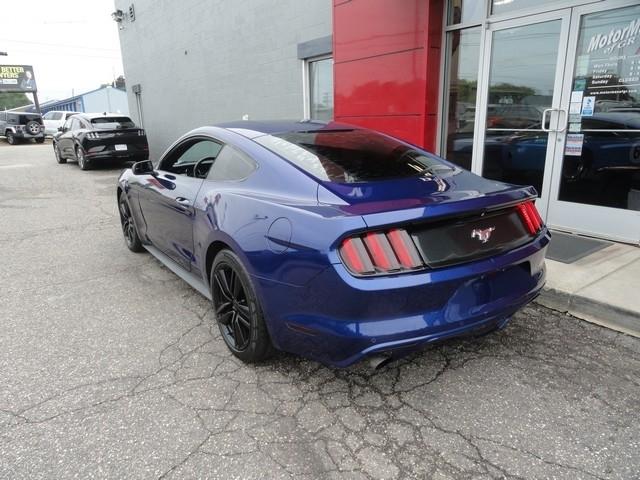 Ford Mustang 2dr Fastback EcoBoost 2015
