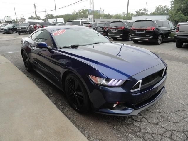 Ford Mustang 2dr Fastback EcoBoost 2015
