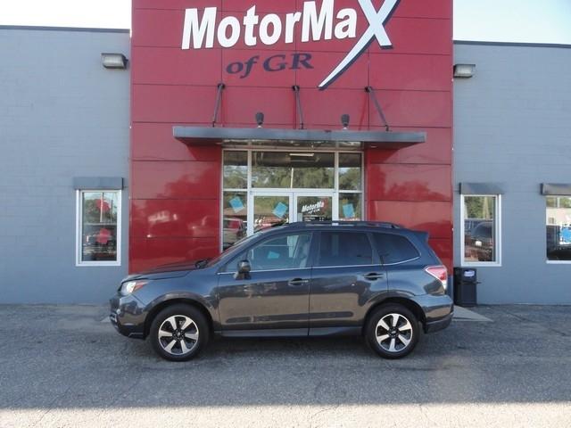 Subaru Forester 2.5i Limited CVT 2017