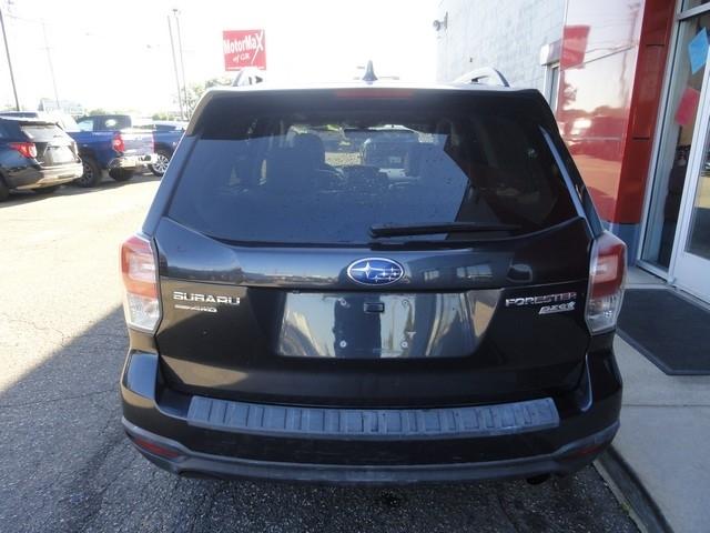 Subaru Forester 2.5i Limited CVT 2017