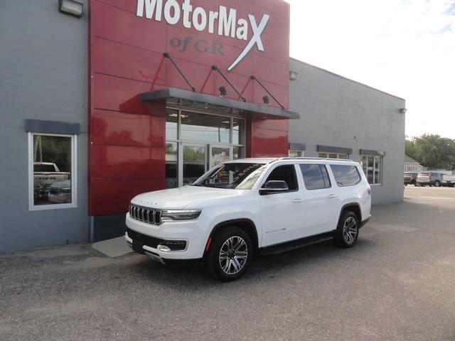  2024 Jeep Wagoneer L Series II 4WD   