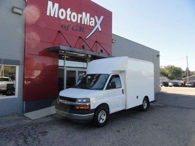 Chevrolet Express Commercial Cutaway 3500 Van 139" 2018