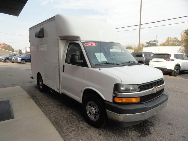 Chevrolet Express Commercial Cutaway 3500 Van 139" 2018