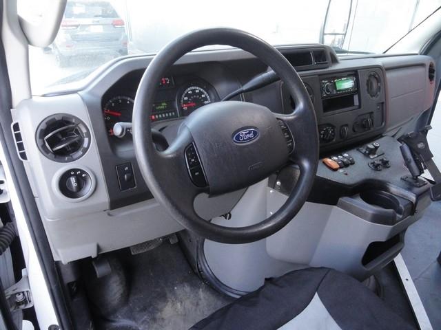 Ford E-Series Cutaway E-450 DRW 158" WB 2018