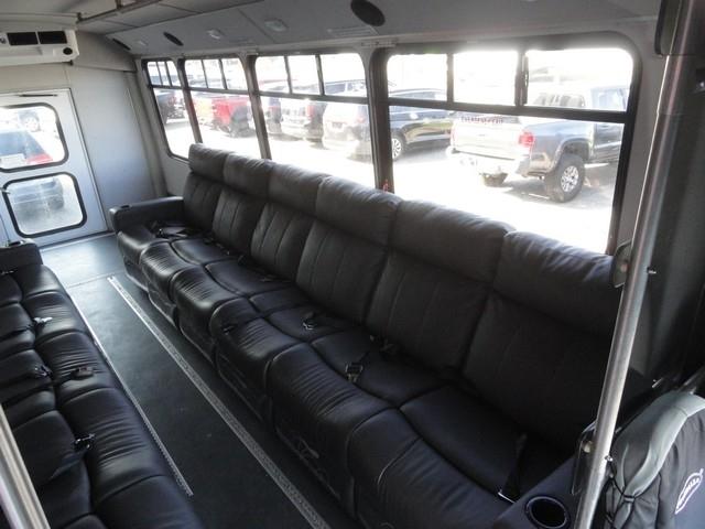 Ford E-Series Cutaway E-450 DRW 158" WB 2018