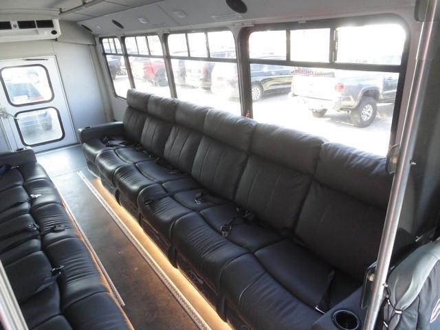 Ford E-Series Cutaway E-450 DRW 158" WB 2018