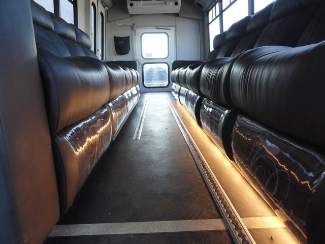 Ford E-Series Cutaway E-450 DRW 158" WB 2018